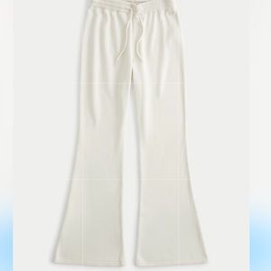Hollister ultra high rise flare fleece pants